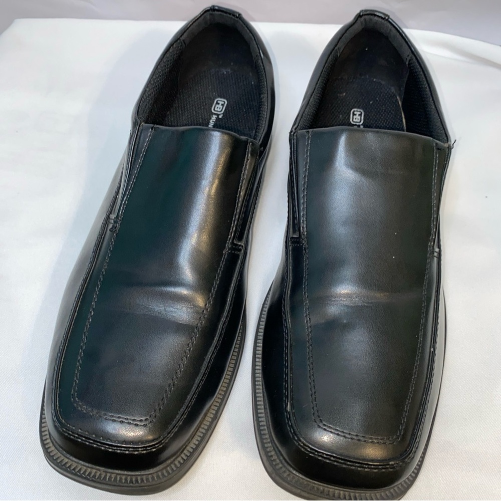 Men's Black Slip-On Dress Shoes - Classic Leather Look